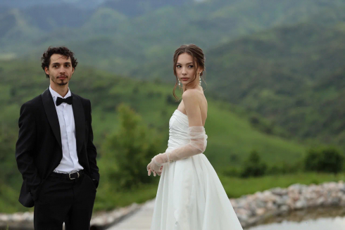 Какой костюм необходимо выбрать свидетелю на свадьбу чтобы не затмить жениха и выглядеть благородно