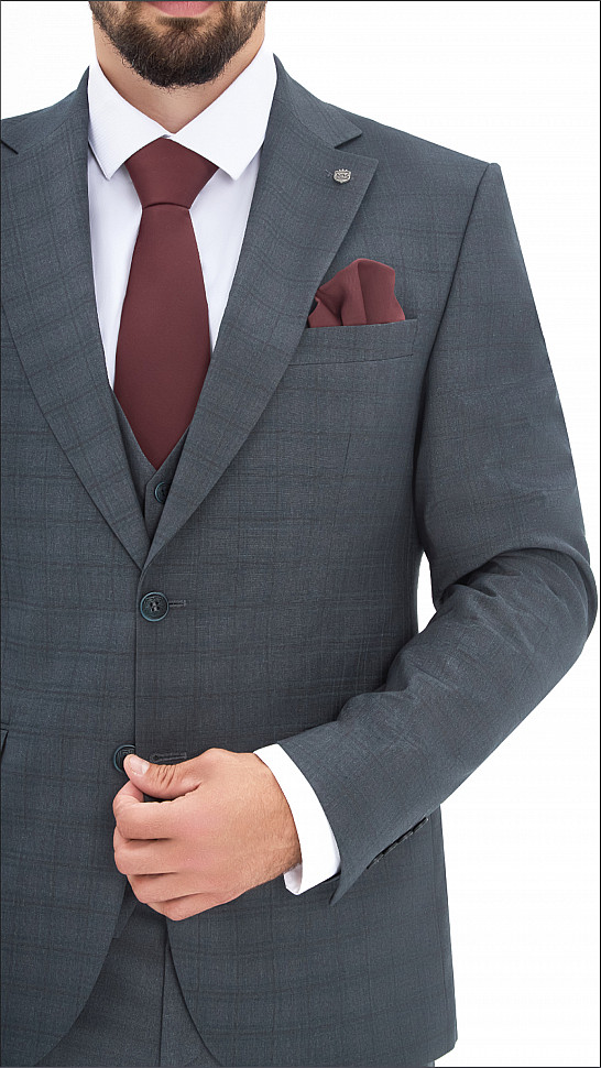 Мужской костюм в клетку