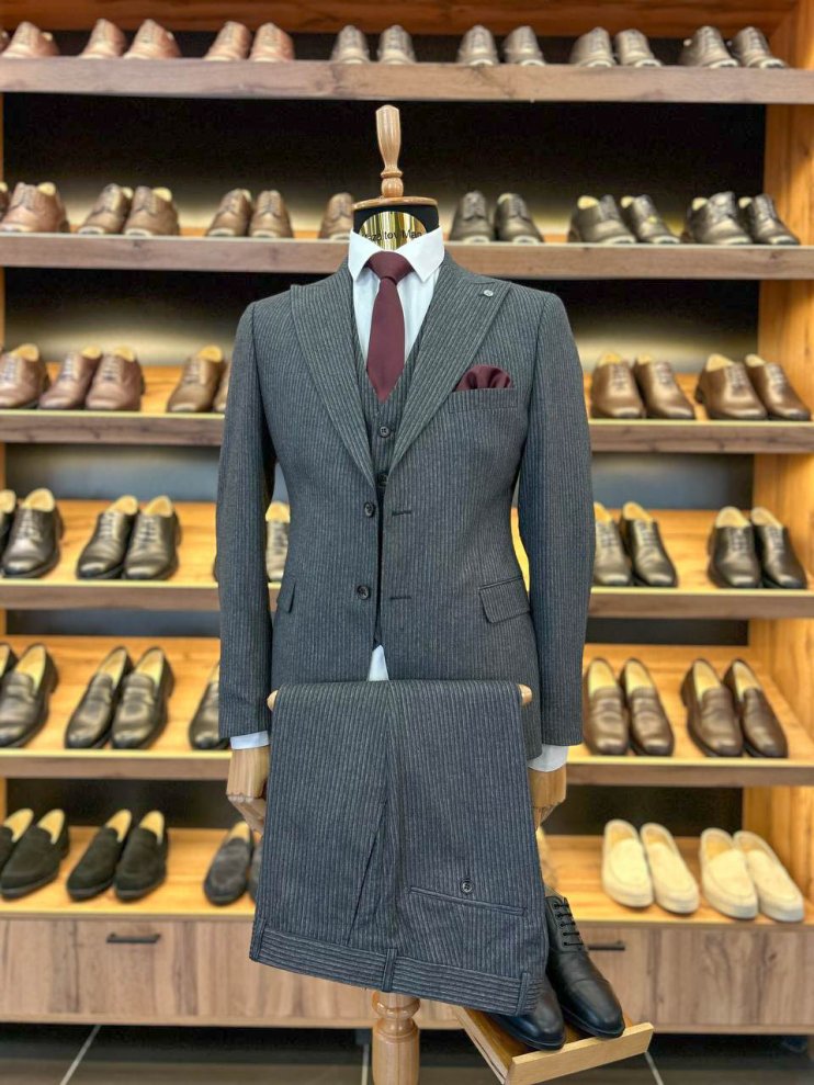 Костюм ERN 3-ка Серый в полоску